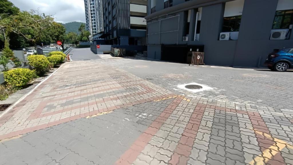 Stallions Suites Penang Jelutong Экстерьер фото