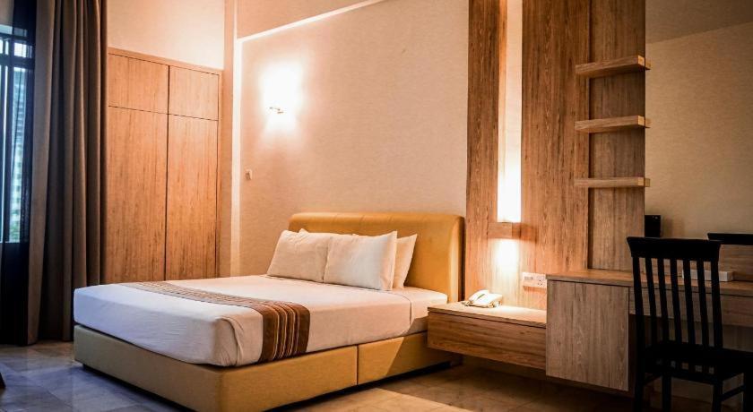 Stallions Suites Penang Jelutong Экстерьер фото