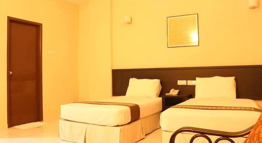 Stallions Suites Penang Jelutong Экстерьер фото