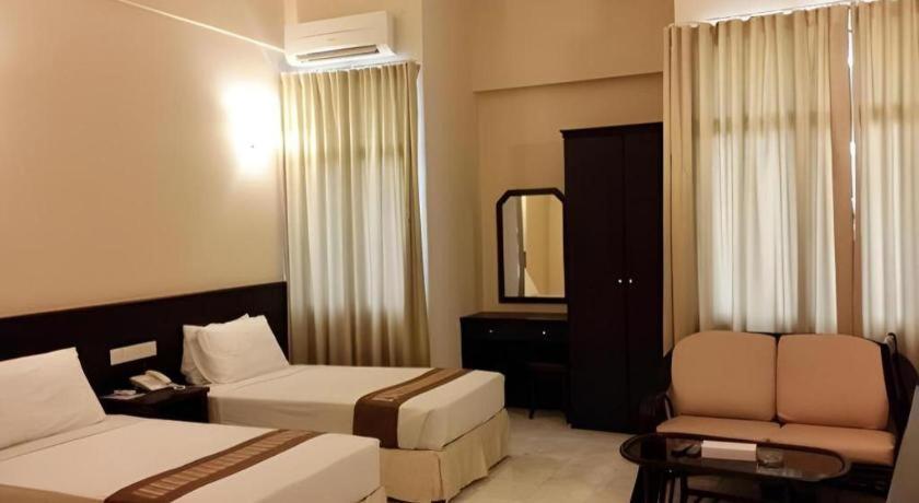 Stallions Suites Penang Jelutong Экстерьер фото