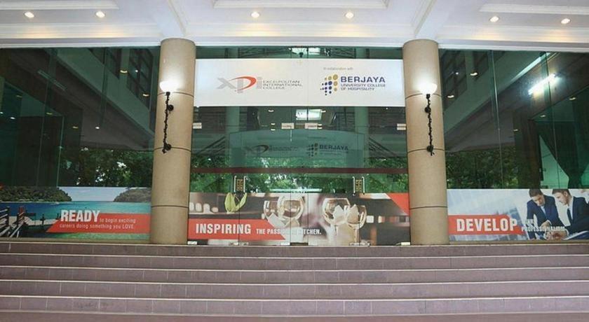Stallions Suites Penang Jelutong Экстерьер фото