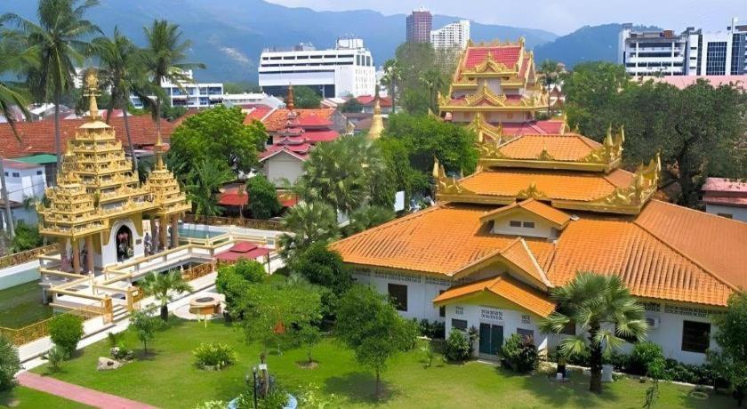 Stallions Suites Penang Jelutong Экстерьер фото