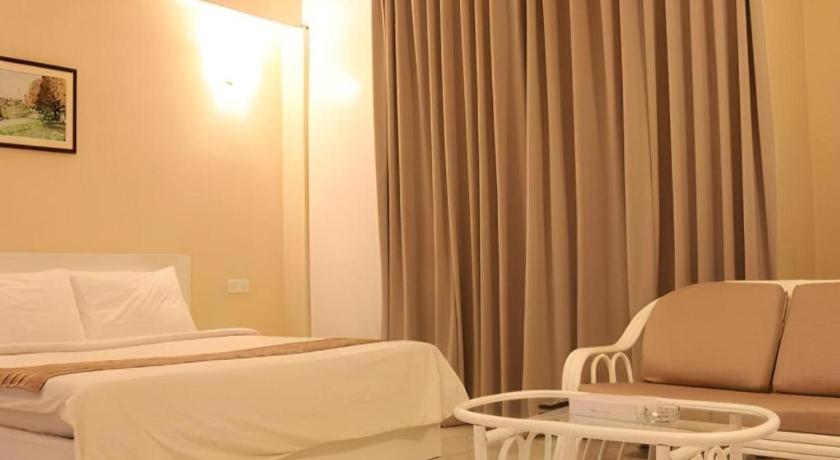 Stallions Suites Penang Jelutong Экстерьер фото